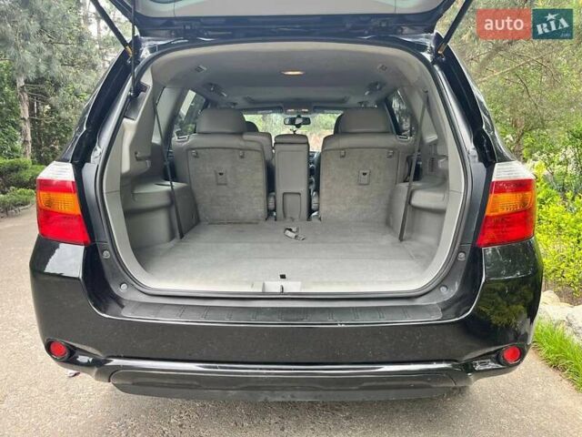 Черный Тойота Хайлендер, объемом двигателя 3.46 л и пробегом 253 тыс. км за 12900 $, фото 66 на Automoto.ua