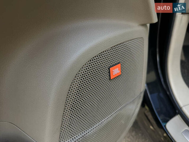 Тойота Хайлендер 2008 в Киеве на Automoto.ua Черный Тойота Хайлендер, объемом двигателя 3.5 л и пробегом 257 тыс. км за 12990 $, фото 12 на Automoto.ua