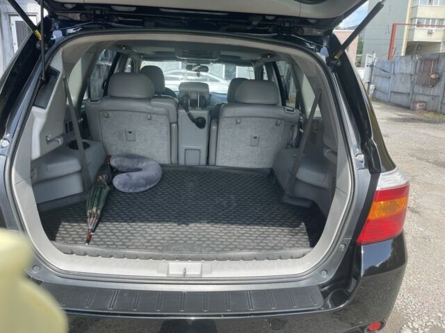 Тойота Хайлендер 2008 в Киеве на Automoto.ua Черный Тойота Хайлендер, объемом двигателя 3.5 л и пробегом 210 тыс. км за 16500 $, фото 11 на Automoto.ua