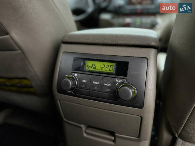 Черный Тойота Хайлендер, объемом двигателя 3.46 л и пробегом 257 тыс. км за 11990 $, фото 21 на Automoto.ua