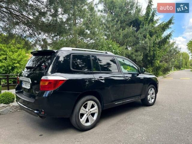 Черный Тойота Хайлендер, объемом двигателя 3.46 л и пробегом 253 тыс. км за 12900 $, фото 104 на Automoto.ua