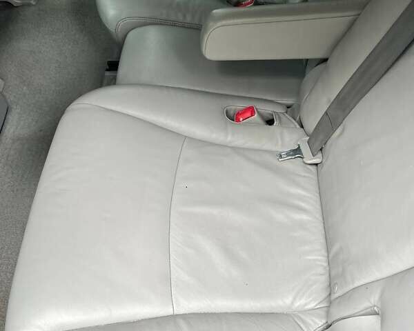 Черный Тойота Хайлендер, объемом двигателя 3.46 л и пробегом 253 тыс. км за 12900 $, фото 60 на Automoto.ua