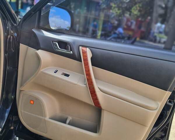 Тойота Хайлендер 2008 в Днепре (Днепропетровске) на Automoto.ua Черный Тойота Хайлендер, объемом двигателя 3.46 л и пробегом 235 тыс. км за 13800 $, фото 16 на Automoto.ua