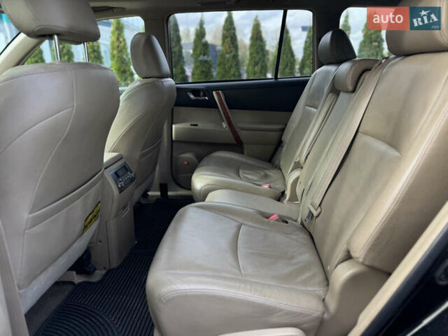 Тойота Хайлендер 2008 в Киеве на Automoto.ua Черный Тойота Хайлендер, объемом двигателя 3.5 л и пробегом 257 тыс. км за 13990 $, фото 8 на Automoto.ua