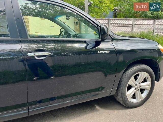 Черный Тойота Хайлендер, объемом двигателя 3.46 л и пробегом 253 тыс. км за 12900 $, фото 109 на Automoto.ua