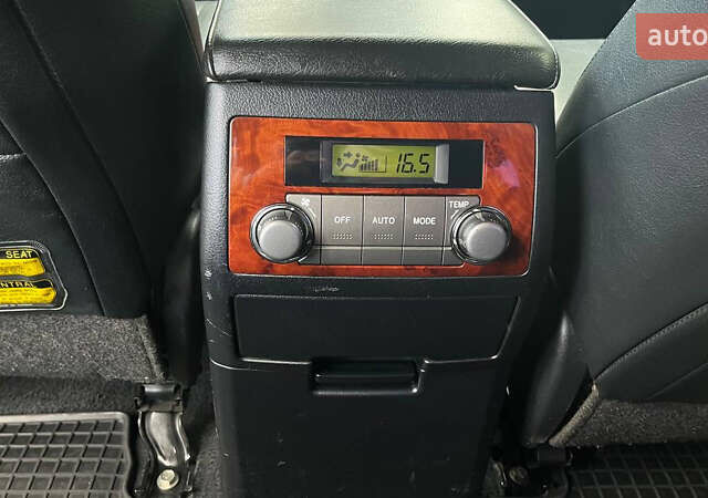 Чорний Тойота Хайлендер, об'ємом двигуна 3.46 л та пробігом 275 тис. км за 14900 $, фото 13 на Automoto.ua