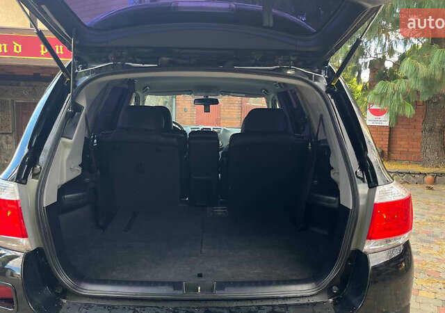 Чорний Тойота Хайлендер, об'ємом двигуна 3.46 л та пробігом 275 тис. км за 14900 $, фото 27 на Automoto.ua