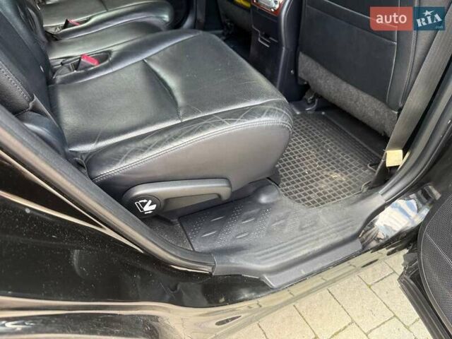 Черный Тойота Хайлендер, объемом двигателя 3.46 л и пробегом 183 тыс. км за 17500 $, фото 11 на Automoto.ua