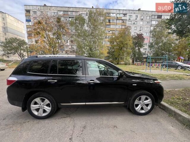 Черный Тойота Хайлендер, объемом двигателя 3.46 л и пробегом 260 тыс. км за 17000 $, фото 3 на Automoto.ua