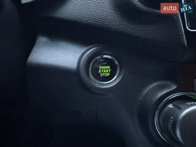 Черный Тойота Хайлендер, объемом двигателя 3.5 л и пробегом 250 тыс. км за 14999 $, фото 29 на Automoto.ua