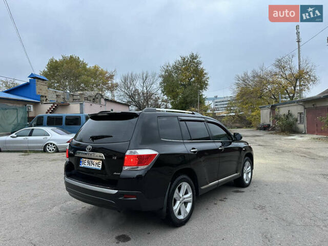 Черный Тойота Хайлендер, объемом двигателя 3.5 л и пробегом 255 тыс. км за 15450 $, фото 6 на Automoto.ua