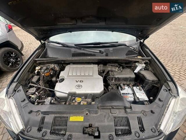 Чорний Тойота Хайлендер, об'ємом двигуна 3.5 л та пробігом 230 тис. км за 16200 $, фото 15 на Automoto.ua