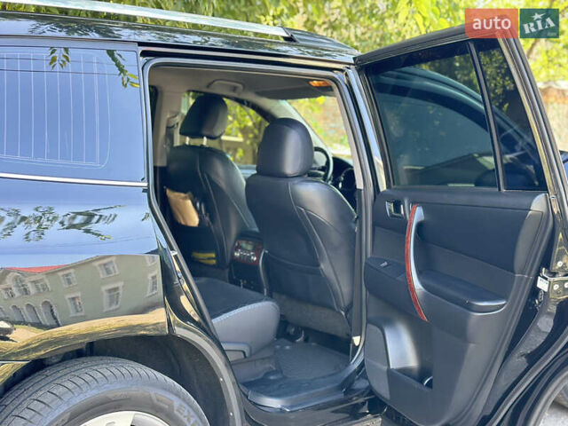 Черный Тойота Хайлендер, объемом двигателя 3.46 л и пробегом 250 тыс. км за 17500 $, фото 12 на Automoto.ua