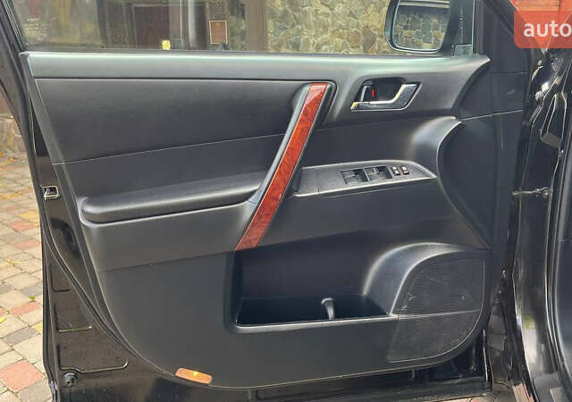 Чорний Тойота Хайлендер, об'ємом двигуна 3.46 л та пробігом 275 тис. км за 14900 $, фото 38 на Automoto.ua