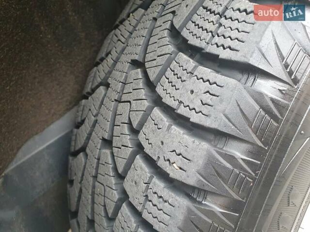 Черный Тойота Хайлендер, объемом двигателя 3.5 л и пробегом 208 тыс. км за 20850 $, фото 24 на Automoto.ua