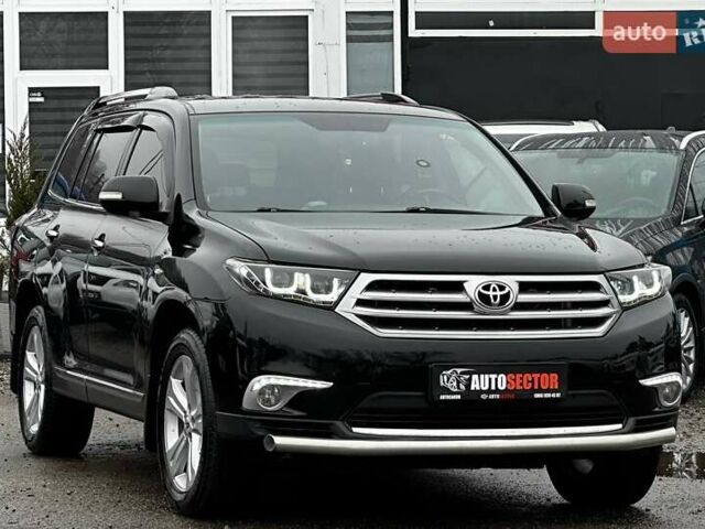 Черный Тойота Хайлендер, объемом двигателя 3.46 л и пробегом 198 тыс. км за 18500 $, фото 4 на Automoto.ua