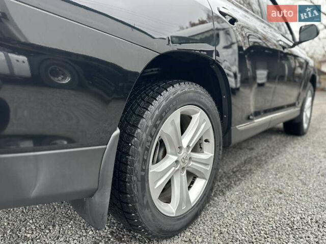 Черный Тойота Хайлендер, объемом двигателя 3.46 л и пробегом 203 тыс. км за 17000 $, фото 7 на Automoto.ua