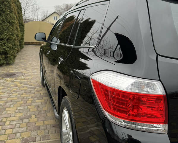 Чорний Тойота Хайлендер, об'ємом двигуна 3.46 л та пробігом 177 тис. км за 17500 $, фото 15 на Automoto.ua