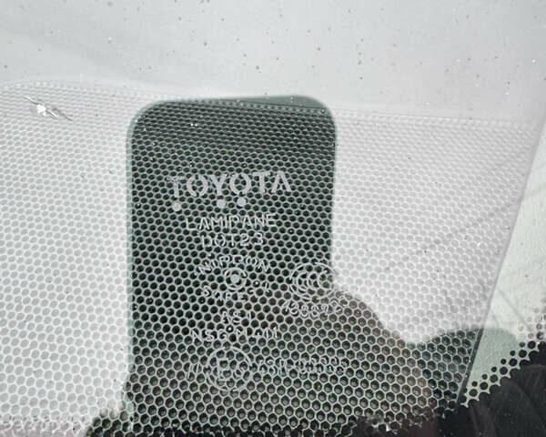 Чорний Тойота Хайлендер, об'ємом двигуна 3.46 л та пробігом 177 тис. км за 17500 $, фото 9 на Automoto.ua