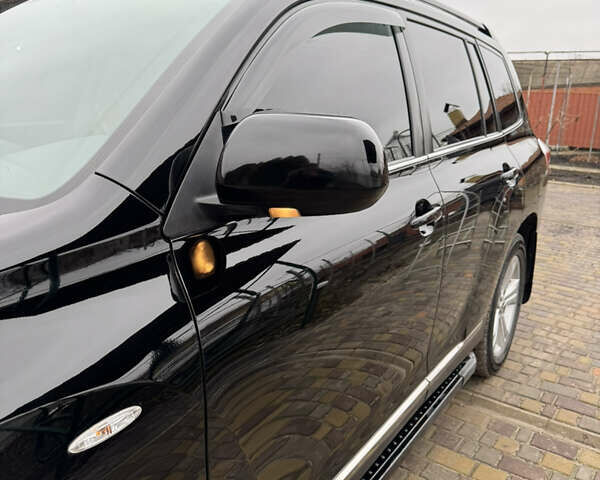 Чорний Тойота Хайлендер, об'ємом двигуна 3.46 л та пробігом 177 тис. км за 17500 $, фото 78 на Automoto.ua