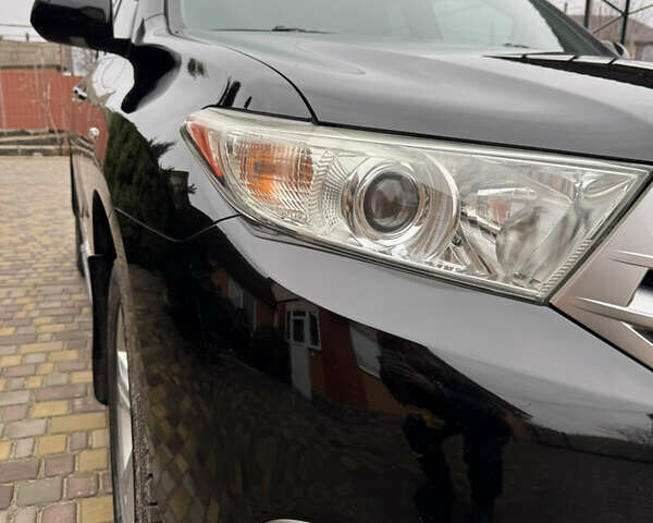 Чорний Тойота Хайлендер, об'ємом двигуна 3.46 л та пробігом 177 тис. км за 17500 $, фото 19 на Automoto.ua