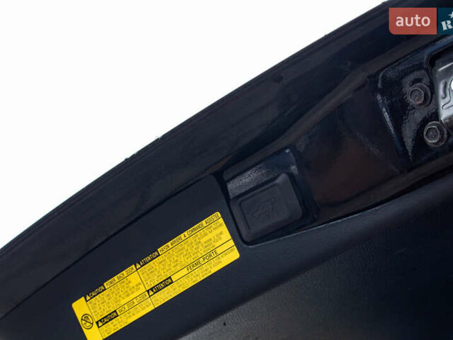 Черный Тойота Хайлендер, объемом двигателя 3.46 л и пробегом 316 тыс. км за 16300 $, фото 14 на Automoto.ua