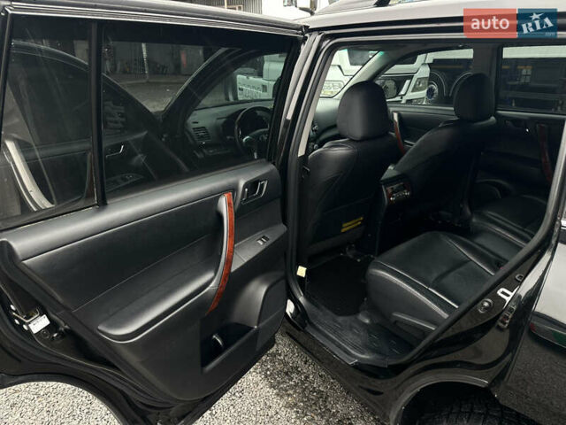 Черный Тойота Хайлендер, объемом двигателя 3.46 л и пробегом 203 тыс. км за 17000 $, фото 32 на Automoto.ua