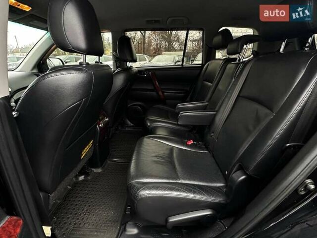 Черный Тойота Хайлендер, объемом двигателя 3.46 л и пробегом 198 тыс. км за 18500 $, фото 14 на Automoto.ua