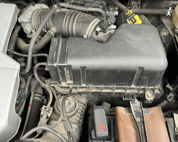 Чорний Тойота Хайлендер, об'ємом двигуна 3.46 л та пробігом 177 тис. км за 17500 $, фото 71 на Automoto.ua