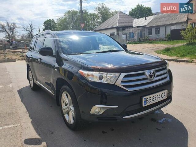 Черный Тойота Хайлендер, объемом двигателя 3.5 л и пробегом 208 тыс. км за 20850 $, фото 2 на Automoto.ua