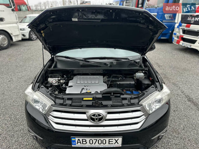 Черный Тойота Хайлендер, объемом двигателя 3.46 л и пробегом 203 тыс. км за 17000 $, фото 10 на Automoto.ua