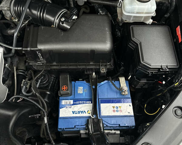 Черный Тойота Хайлендер, объемом двигателя 3.46 л и пробегом 203 тыс. км за 17000 $, фото 13 на Automoto.ua