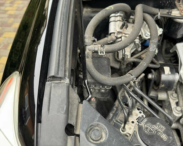 Чорний Тойота Хайлендер, об'ємом двигуна 3.46 л та пробігом 177 тис. км за 17500 $, фото 83 на Automoto.ua