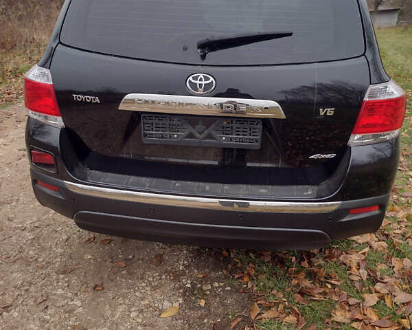 Чорний Тойота Хайлендер, об'ємом двигуна 3.46 л та пробігом 284 тис. км за 15900 $, фото 3 на Automoto.ua