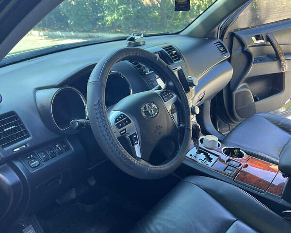 Чорний Тойота Хайлендер, об'ємом двигуна 3.46 л та пробігом 284 тис. км за 15900 $, фото 14 на Automoto.ua