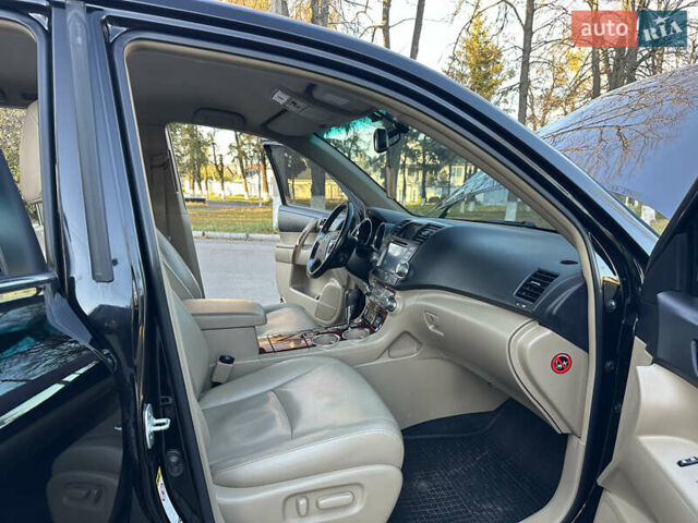 Черный Тойота Хайлендер, объемом двигателя 3.46 л и пробегом 187 тыс. км за 17300 $, фото 48 на Automoto.ua