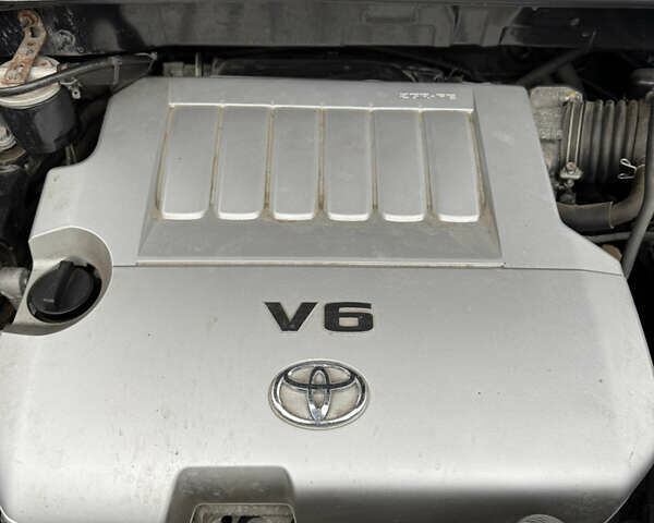 Чорний Тойота Хайлендер, об'ємом двигуна 3.46 л та пробігом 177 тис. км за 17500 $, фото 72 на Automoto.ua