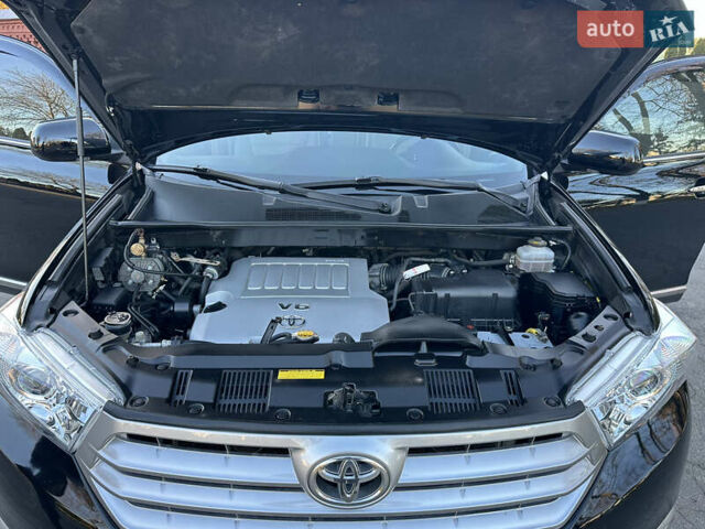 Черный Тойота Хайлендер, объемом двигателя 3.46 л и пробегом 187 тыс. км за 17300 $, фото 51 на Automoto.ua