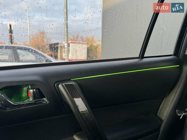 Черный Тойота Хайлендер, объемом двигателя 3.46 л и пробегом 163 тыс. км за 19800 $, фото 9 на Automoto.ua