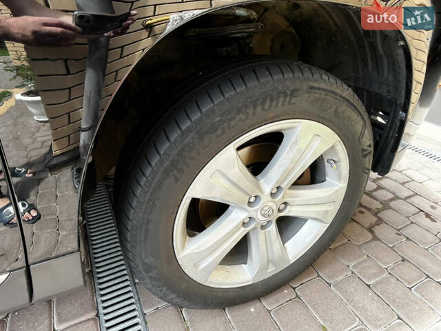 Чорний Тойота Хайлендер, об'ємом двигуна 3.46 л та пробігом 245 тис. км за 15900 $, фото 11 на Automoto.ua