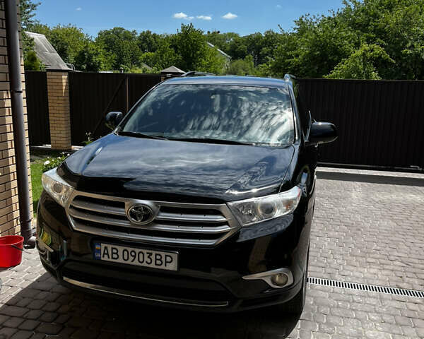 Чорний Тойота Хайлендер, об'ємом двигуна 3.46 л та пробігом 245 тис. км за 15900 $, фото 1 на Automoto.ua