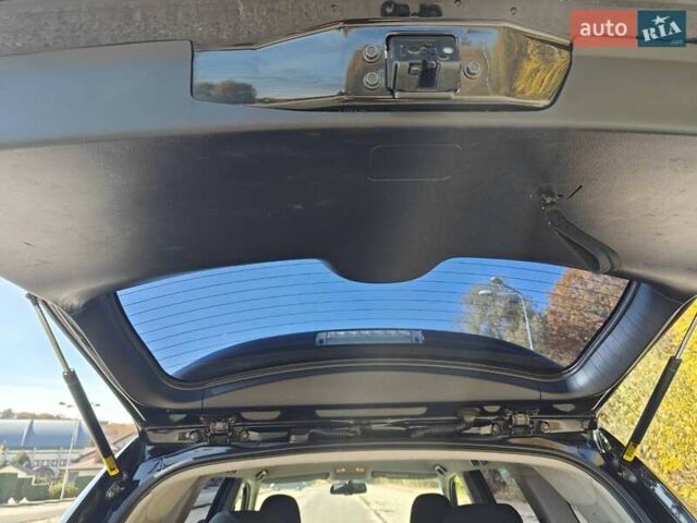 Черный Тойота Хайлендер, объемом двигателя 3.46 л и пробегом 188 тыс. км за 18000 $, фото 13 на Automoto.ua