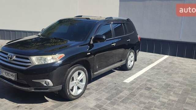 Черный Тойота Хайлендер, объемом двигателя 3.46 л и пробегом 180 тыс. км за 18700 $, фото 6 на Automoto.ua