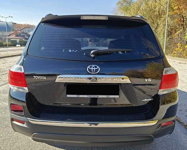 Черный Тойота Хайлендер, объемом двигателя 3.46 л и пробегом 188 тыс. км за 18000 $, фото 14 на Automoto.ua