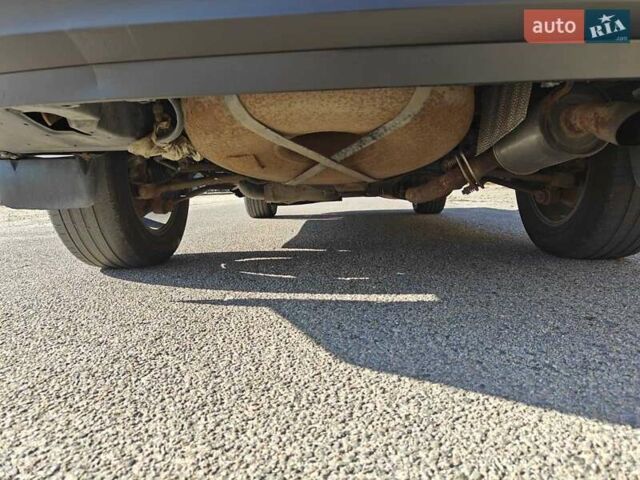 Черный Тойота Хайлендер, объемом двигателя 3.46 л и пробегом 188 тыс. км за 18000 $, фото 17 на Automoto.ua