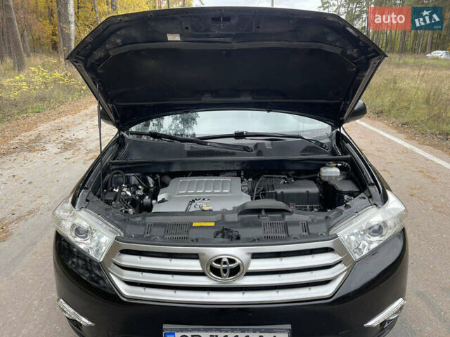 Тойота Хайлендер 2012 в Чернигове на Automoto.ua Черный Тойота Хайлендер, объемом двигателя 3.5 л и пробегом 183 тыс. км за 17300 $, фото 24 на Automoto.ua