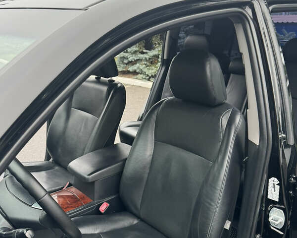 Чорний Тойота Хайлендер, об'ємом двигуна 3.46 л та пробігом 165 тис. км за 15555 $, фото 28 на Automoto.ua