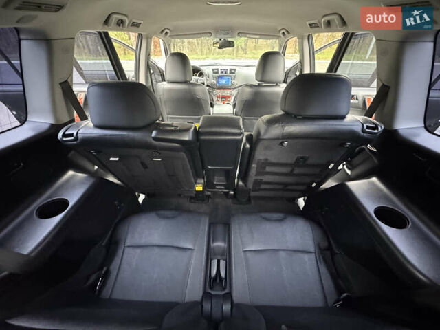 Чорний Тойота Хайлендер, об'ємом двигуна 3.46 л та пробігом 165 тис. км за 15555 $, фото 29 на Automoto.ua