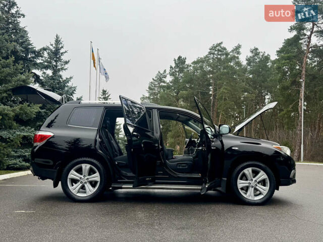 Чорний Тойота Хайлендер, об'ємом двигуна 3.46 л та пробігом 165 тис. км за 15555 $, фото 38 на Automoto.ua