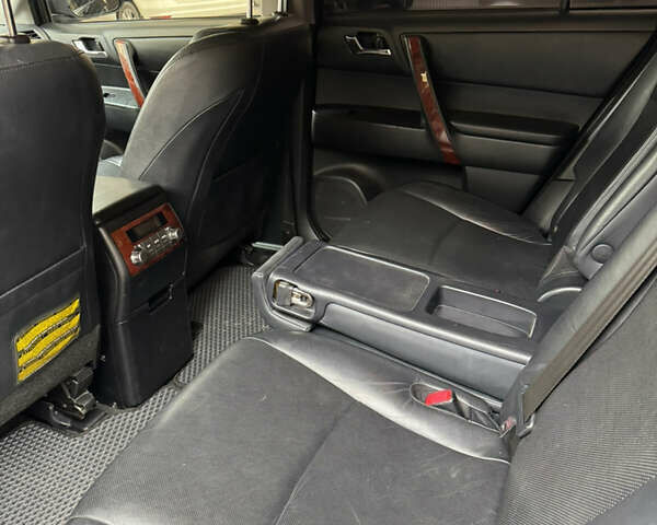 Чорний Тойота Хайлендер, об'ємом двигуна 3.46 л та пробігом 220 тис. км за 18300 $, фото 30 на Automoto.ua